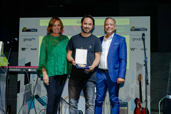 Premio Eficacia Sub 41 para Jesús Revuelta (independent creative director & consultant)